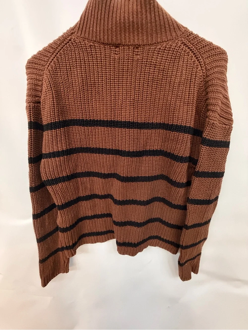 Evereve Brown & Black Striped Mock Neck Sweater women’s size small - Picture 2 of 3